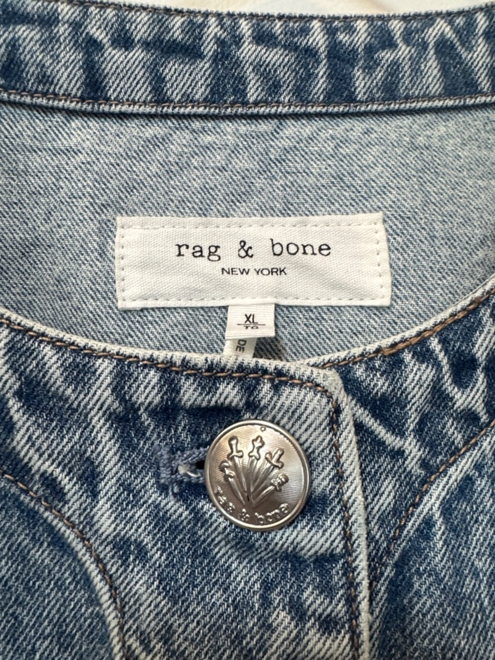rag & bone Drew Light Blue Denim Jean Jacket cropped button front XL - Picture 5 of 9